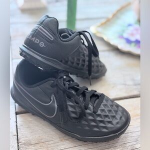 Nike Kids Tiempo Soccer Shoes. Legend 8 Club | Kid’s Sz-11C | Athletic